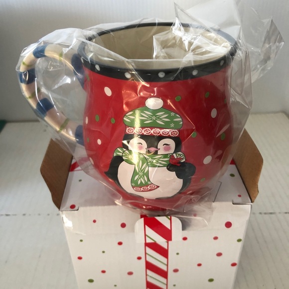 Christmas Penguin Temptations Red Mug Cup NIB - Picture 5 of 12